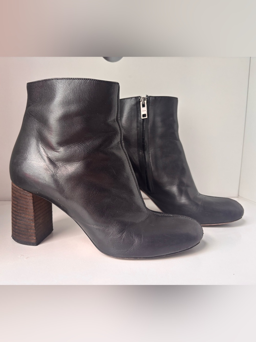 Chloé Luxury Black Leather Block Heel Booties Rounded Square Toe Sz 38 1/2